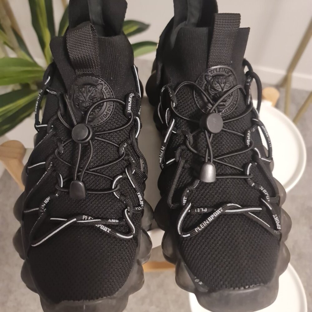Luxury Sneaker